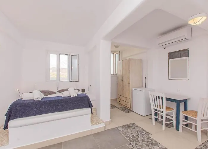 Aparthotel Bebis House